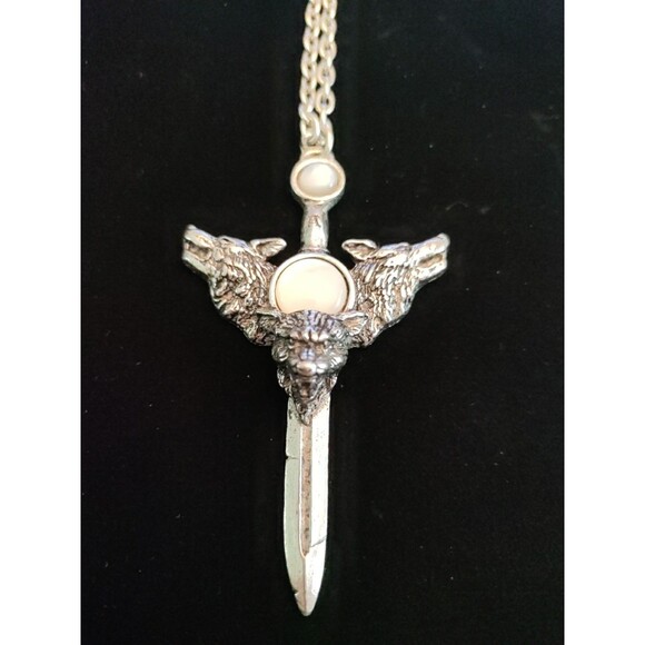 Alchemy Gothic  Moonstone Wolf Heads Dagger Pendant Necklace Pewter 98' - Picture 1 of 4
